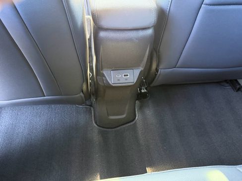 Used 2022 Chevrolet Bolt EUV Premier w/ Sun & Sound Package image 14