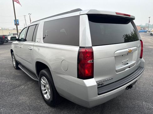 Used 2017 Chevrolet Suburban LT AWD/4WD image 5