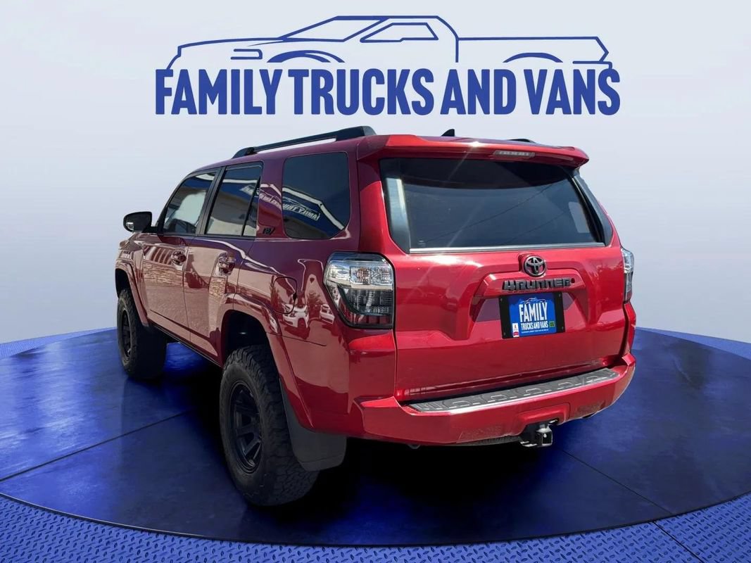 Used 2018 Toyota 4Runner SR5 Premium AWD/4WD image 3