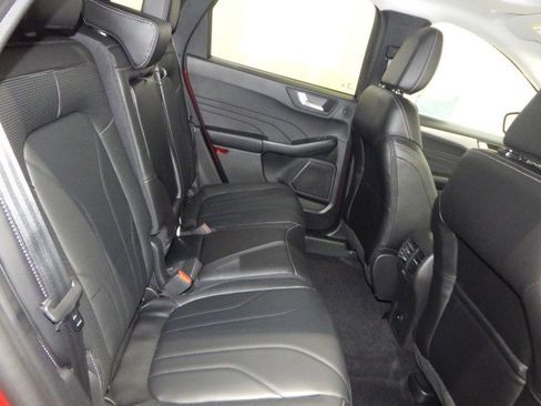 New 2025 Ford Escape SE w/ PHEV Premium Package image 18