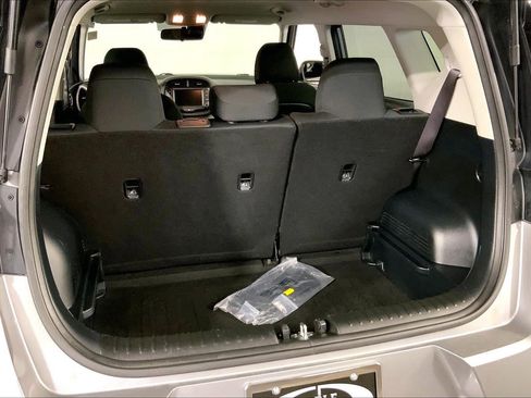 Certified 2025 Kia Soul LX w/ LX Technology Package FWD image 4