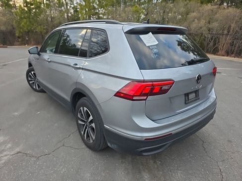 Used 2024 Volkswagen Tiguan S image 12