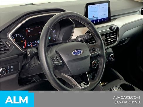 Used 2020 Ford Escape SEL image 10