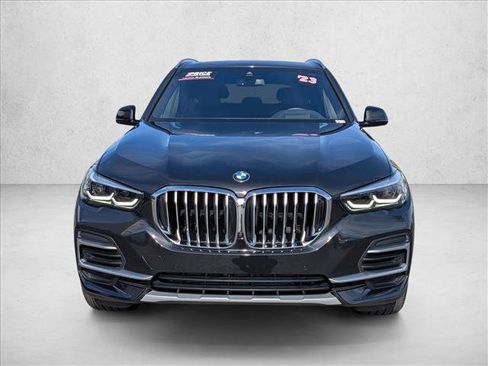 Certified 2023 BMW X5 xDrive40i w/ Premium Package image 2
