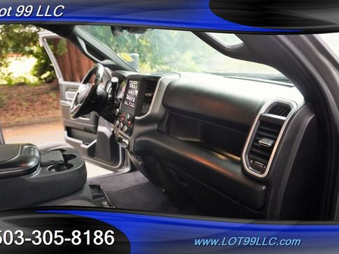Used 2019 RAM 3500 Big Horn w/ Towing Technology Group AWD/4WD image 17