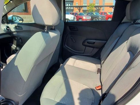 Used 2017 Chevrolet Sonic LT FWD image 17