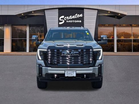 Certified 2025 GMC Sierra 3500 Denali Ultimate AWD/4WD image 8