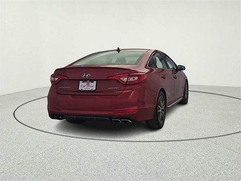 Used 2017 Hyundai Sonata Sport 2.0T w/ Winter Weather Package image 7