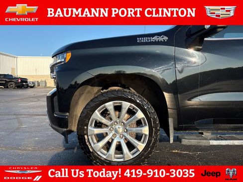 Used 2021 Chevrolet Silverado 1500 High Country w/ Technology Package AWD/4WD image 28