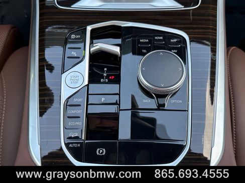 Used 2026 BMW X5 xDrive40i AWD/4WD image 25
