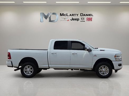 Used 2024 RAM 2500 Laramie AWD/4WD image 6