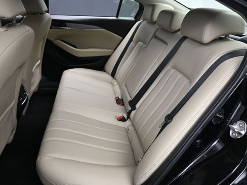 Used 2019 MAZDA MAZDA6 Touring image 12