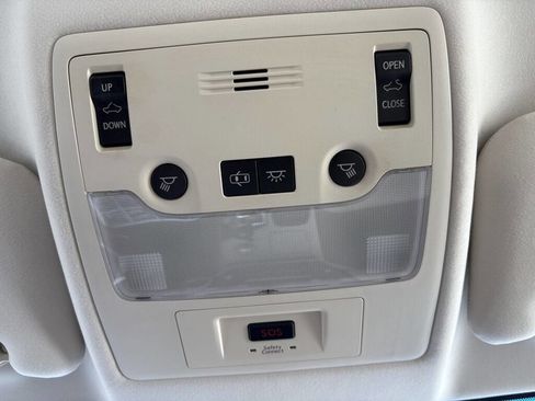 Used 2013 Lexus ES 350 w/ Luxury Pkg image 28