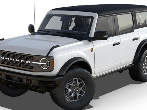 New 2025 Ford Bronco Badlands image 14