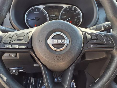 New 2025 Nissan Kicks Play S image 19