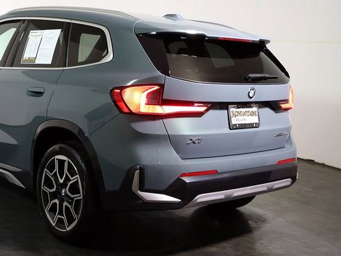 Used 2025 BMW X1 xDrive28i w/ Technology Package image 11