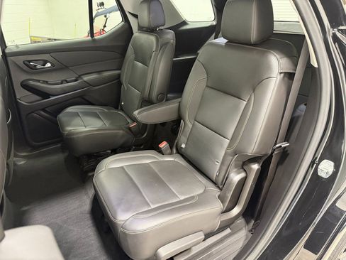 Used 2021 Chevrolet Traverse Premier w/ Redline Edition image 44