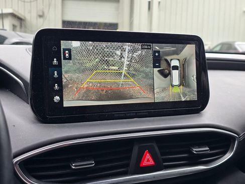 Used 2023 Hyundai Santa Fe SEL Premium image 7