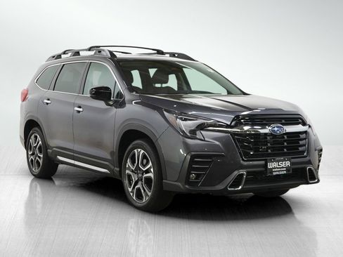 Used 2025 Subaru Ascent Touring w/ Popular Package #2 AWD/4WD image 7