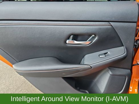 Used 2025 Nissan Sentra SR w/ SR Premium Package FWD image 29