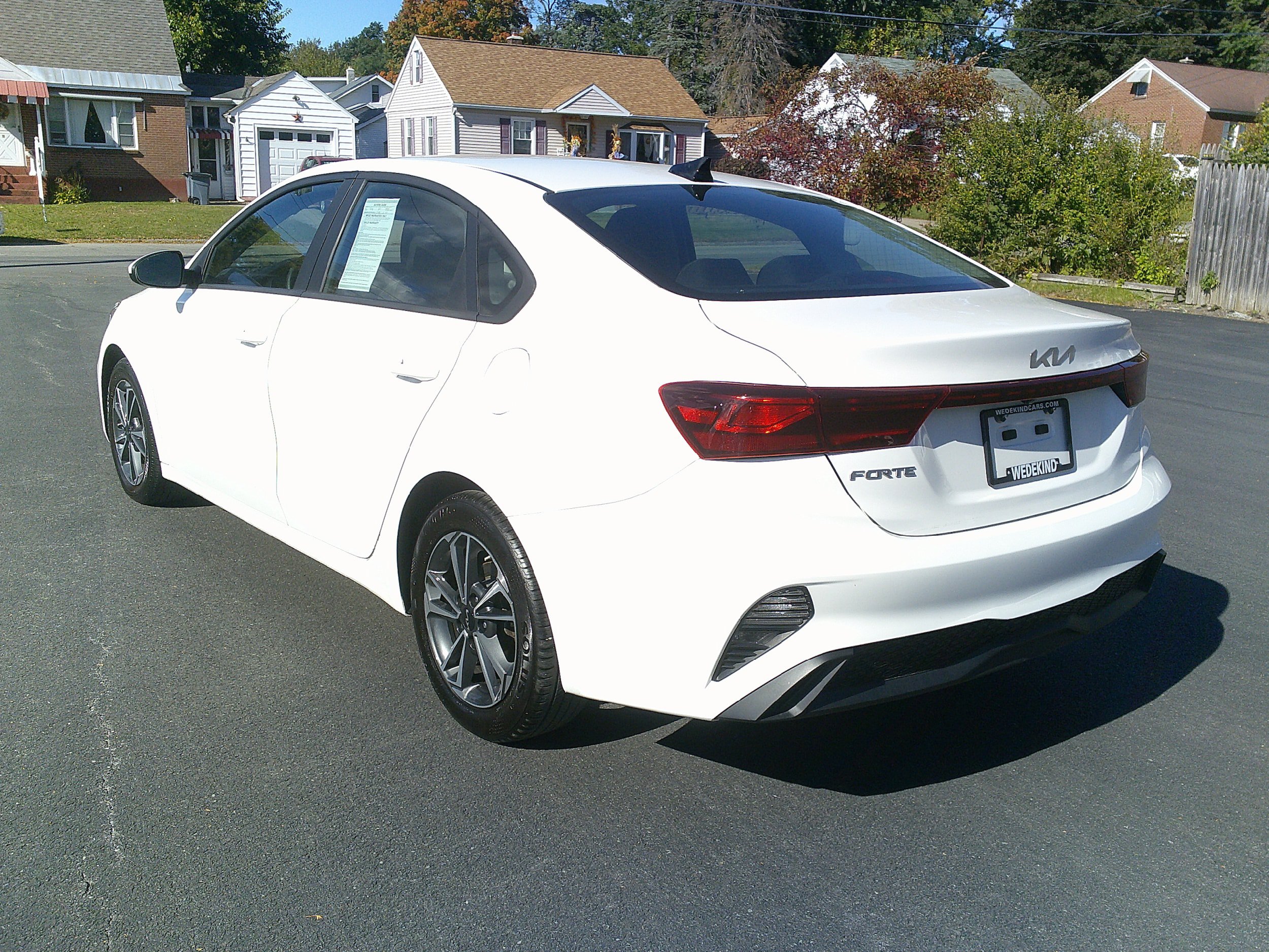 Used 2024 Kia Forte LXS FWD image 10