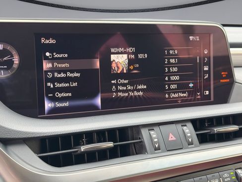 Used 2019 Lexus ES 350 F Sport w/ Accessory Package FWD image 23