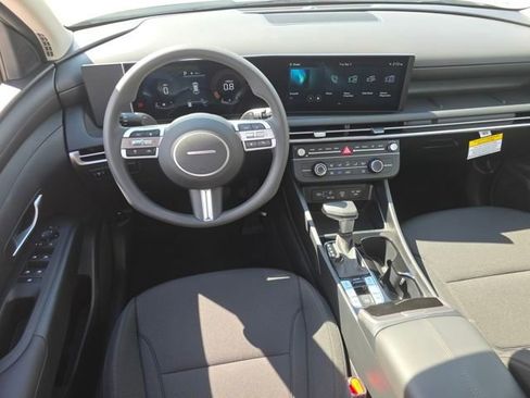 Certified 2026 Hyundai Tucson SE AWD/4WD image 3