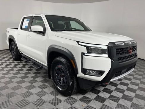 Certified 2025 Nissan Frontier Pro-X w/ Pro Convenience Package RWD image 3