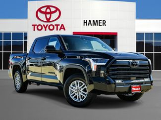 New 2026 Toyota Tundra SR5 w/ SR5 Convenience Package AWD/4WD video 1