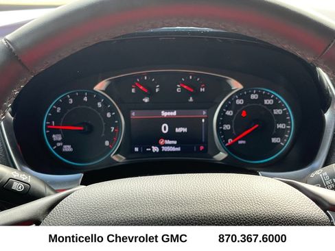 Used 2023 Chevrolet Traverse LT w/ LT Premium Package AWD/4WD image 13