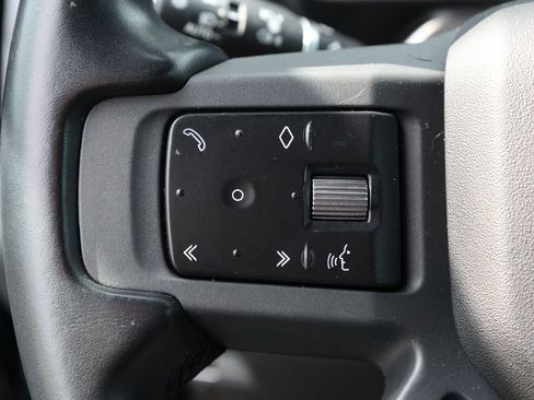 Used 2023 Land Rover Defender 110 X-Dynamic SE AWD/4WD image 38