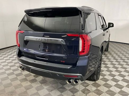 Used 2024 GMC Yukon AT4 w/ AT4 Premium Package image 8