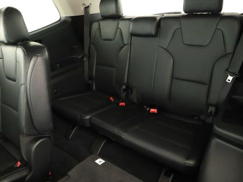 Used 2024 Kia Telluride S FWD image 28
