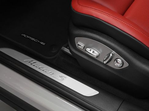 New 2026 Porsche Macan S image 31