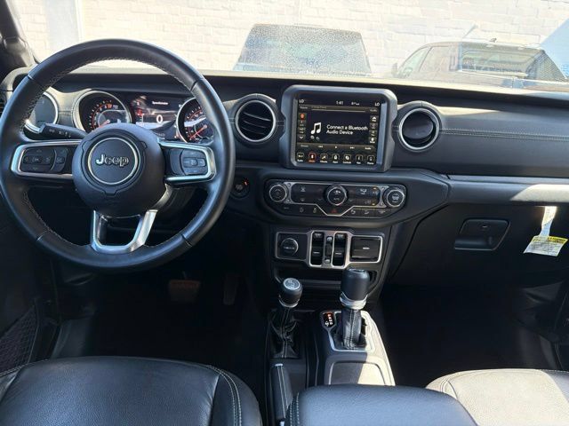Used 2018 Jeep Wrangler Unlimited Sahara AWD/4WD image 21