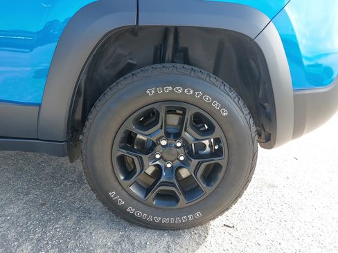 Used 2022 Jeep Cherokee Latitude w/ Trailer Tow Group image 35