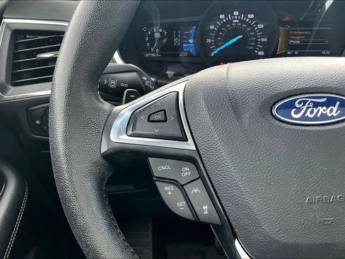 Used 2019 Ford Edge Titanium w/ Equipment Group 301A AWD/4WD image 11