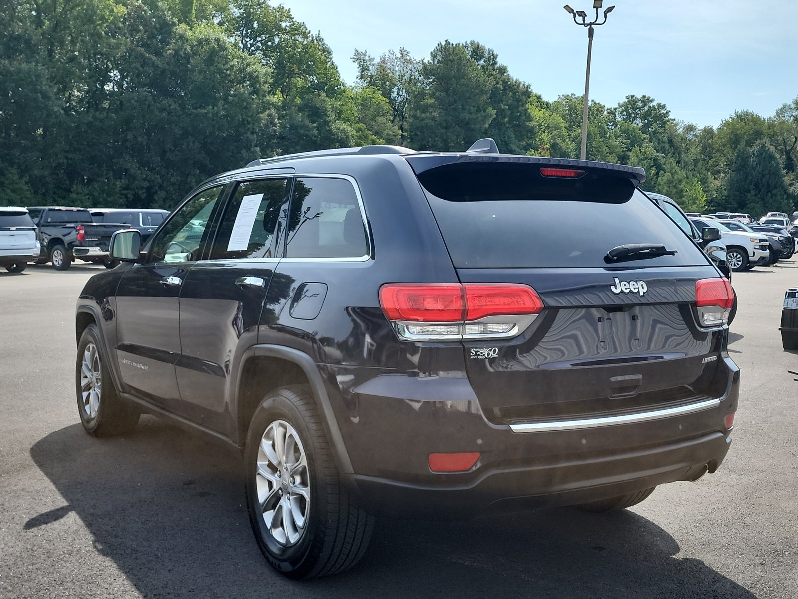 Used 2016 Jeep Grand Cherokee Limited RWD image 3