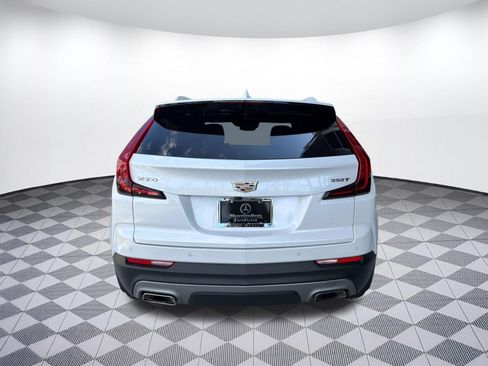 Used 2022 Cadillac XT4 Premium Luxury w/ Driver Awareness Package FWD image 10