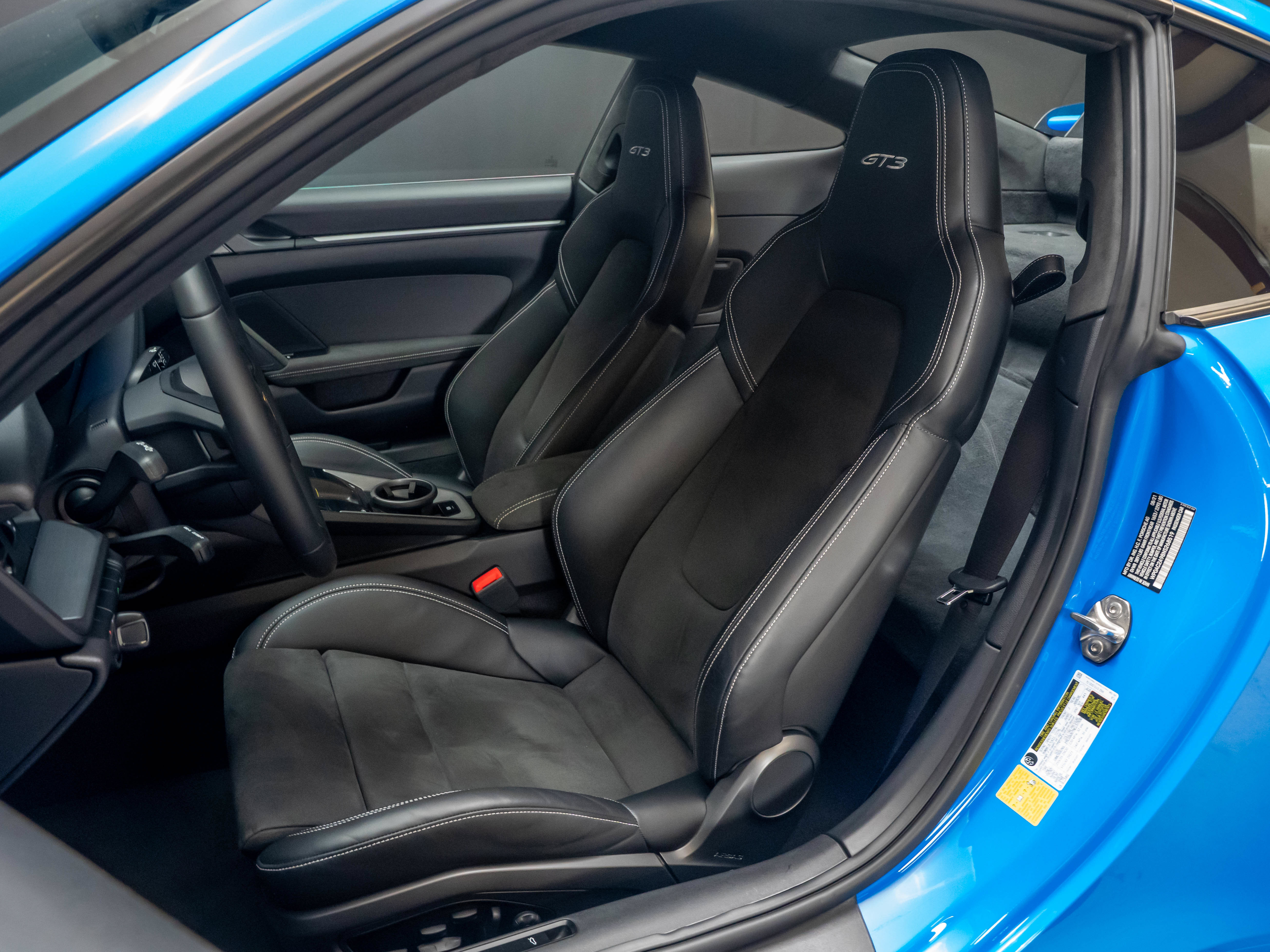 Used 2022 Porsche 911 GT3 RWD image 5