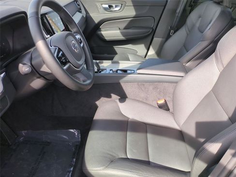 Certified 2025 Volvo XC60 B5 Plus image 16