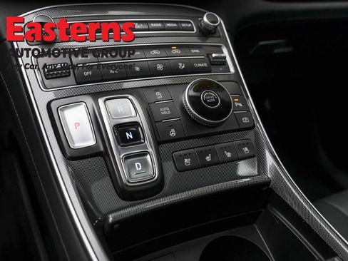 Used 2023 Hyundai Santa Fe Limited image 13