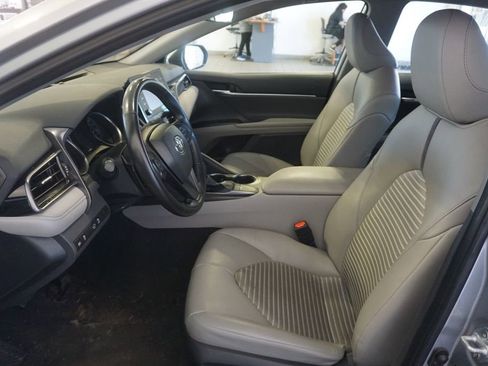Used 2024 Toyota Camry SE FWD image 17
