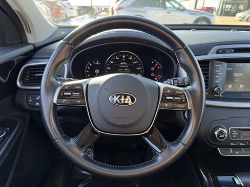 Used 2019 Kia Sorento EX image 31
