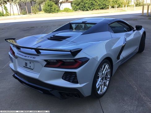 Used 2026 Chevrolet Corvette Stingray Premium Conv w/ Z51 Performance Package RWD image 5