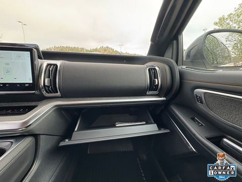 Certified 2025 Ford Expedition Tremor image 24