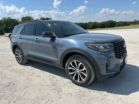 New 2026 Ford Explorer ST-Line AWD/4WD image 9