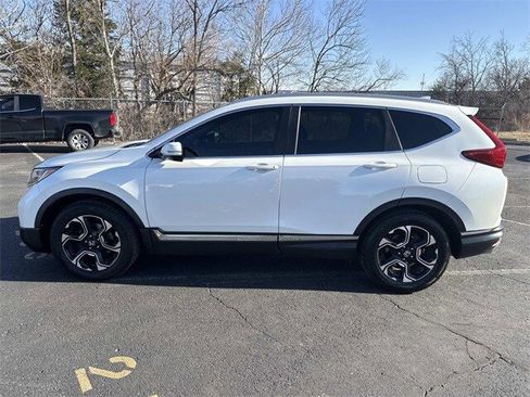 Used 2018 Honda CR-V Touring image 10