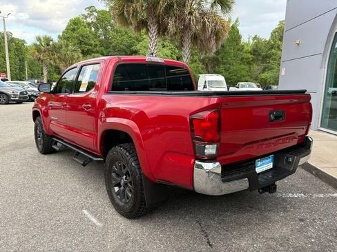 Used 2022 Toyota Tacoma SR5 RWD image 3