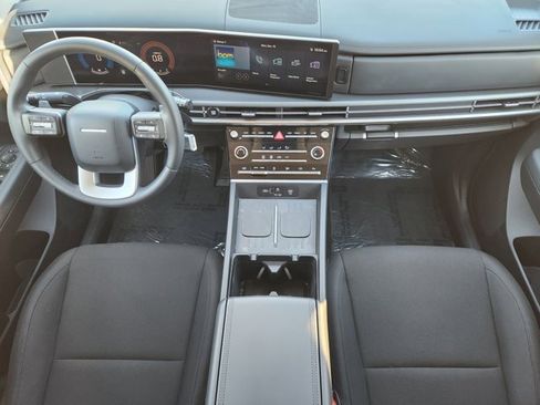 Used 2025 Hyundai Santa Fe SE image 26